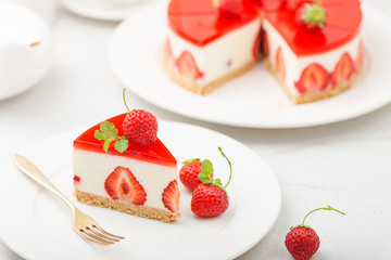 Wall Mural - Cold cheesecake with strawberry and strawberry jelly.