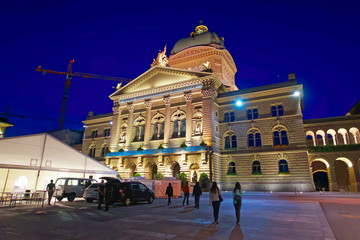 Wall Mural - Federal Palace of Switzerland in Bern night