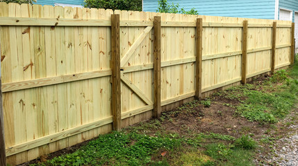 Dang, Jim! You got a good-looking new fence!