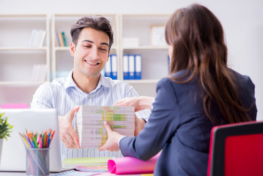 Pulisher discussing book order with customer