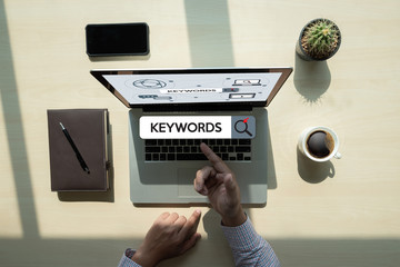Poster - Keywords Research COMMUNICATION  research, on-page optimization, seo
