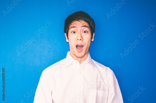 驚く男性 Stock 写真 Adobe Stock 驚く男性 Stock 写真 Adobe Stock