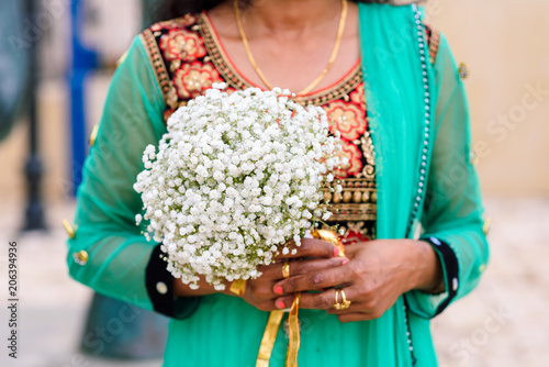 Details Of Traditional Indian Wedding Indian Bride Dressed In