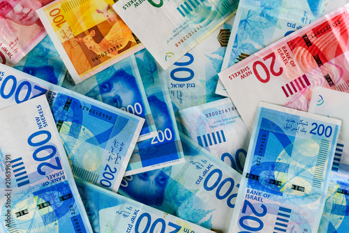 Pile Of Nis New Israeli Shekels Banknotes With The New 200 100 Images, Photos, Reviews