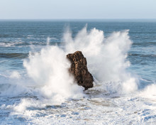 California Coast Splash Rock