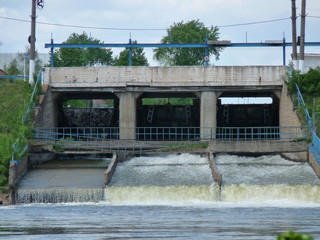 Water discharge at the gateway