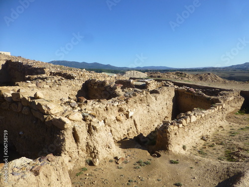 Cuadros en Lienzo Bílbilis, ciudad prerromana y romana de la península ibérica situada a orillas d