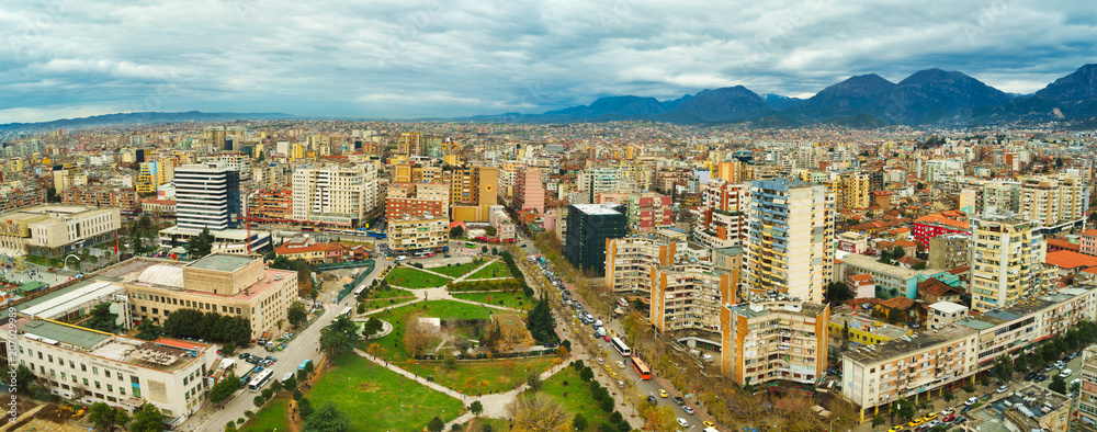 Obraz na płótnie TIRANA,ALBANIA/DECEMBER 11,2017: The center of Tirana from top. w salonie