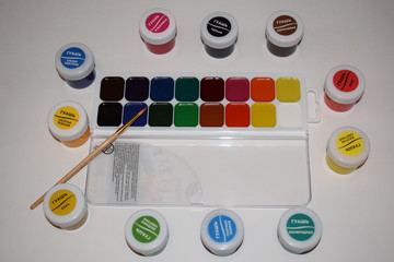 Paints for drawing