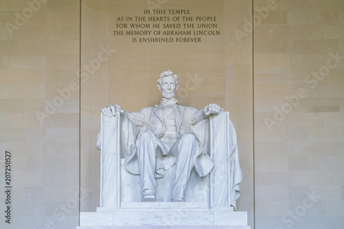 Fotografia Lincoln Memorial in the National Mall, Washington DC.
