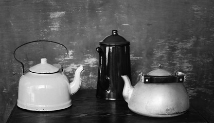 Two vintage kettles and coffee pot