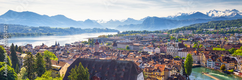 Historic city center of Lucerne with famous Chapel Bridge and lake Lucerne (Vier Poster Mural XXL
