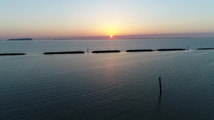 Wall Mural - ドローン　空撮　夕日　海　離岸堤　瀬戸内海 