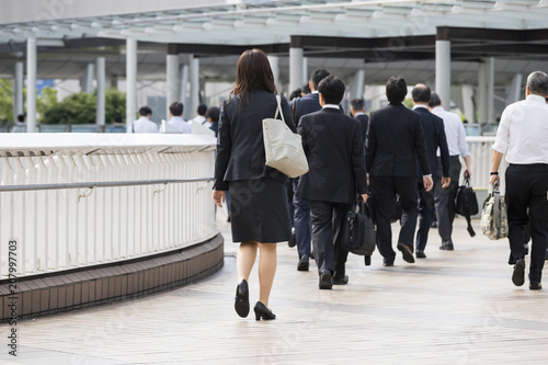 女性の通勤風景 Buy This Stock Photo And Explore Similar Images At Adobe Stock Adobe Stock 女性の通勤風景 Buy This Stock Photo And Explore Similar Images At Adobe Stock Adobe Stock