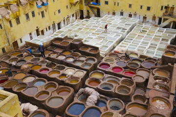 Painting the leather in Fez