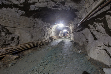 Underground old ore gold mine tunnel shaft passage mining technology