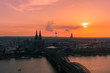 Sonnenuntergang am Rhein in Köln