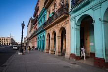 HABANA, CUBA-JANUARY 12: City Street On January 12, 2018 In Habana, Cuba. Street View Of Habana
