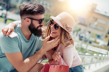 Canvas Print - Loving couple shopping