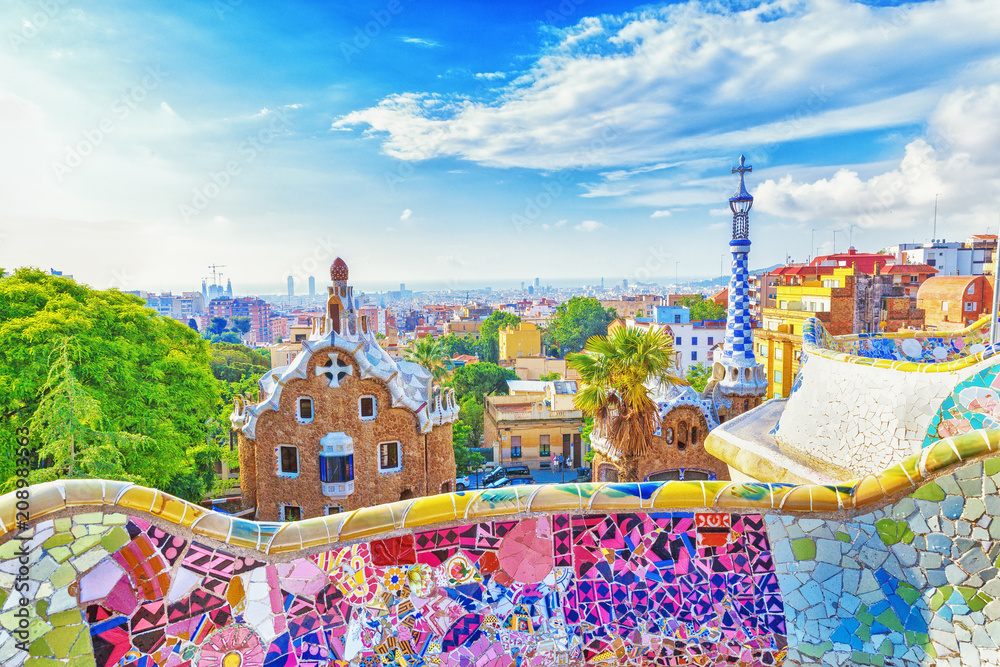 Barcelona, Spain, Park Guell. Fanrastic view of famous bench in Park Guell in Barcelona, famous and extremely popular travel destination in Europe. - obrazy, fototapety, plakaty 