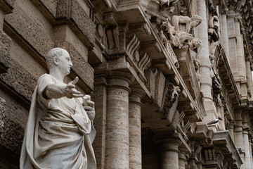 Marble roman statue: Cicero Cicerone