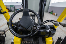 Steering Wheel Control And Cabin Forklift
