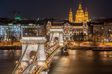 Night View of the Szechenyi Chain Bridge and church St. Stephen's in Budapest
