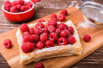 Puff pastry with raspberries