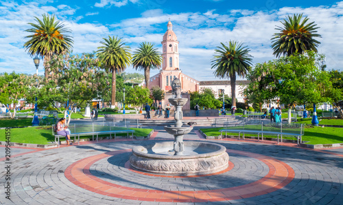 Fotografía Simón Bolivar Park at Otavalo in Ecuador, South America