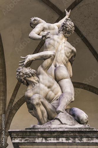 Fotomural Statue Abduction of a Sabine Woman in Florence, Italy