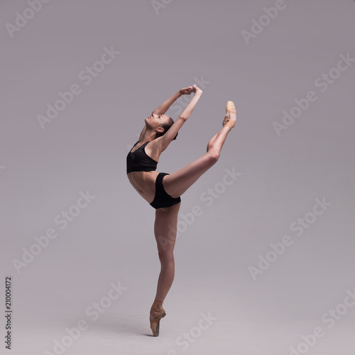 Αφίσα beautiful ballet dancer isolated