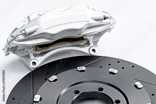 Fotografija Performance braking system,
New silver racing caliper and new perforated disk