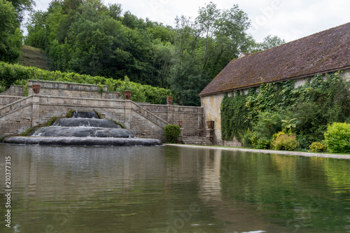 Photographie  Fontaine de l'abbaye de fontenay
