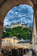Blick vom Domplatz auf die Hohenfeste Salzburg