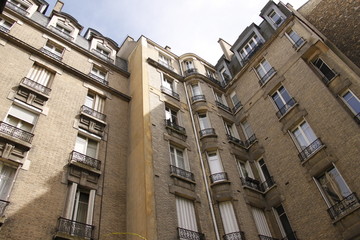 Poster - Immeuble ancien du quartier Chaillot à Paris