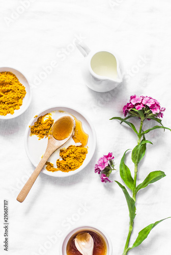Coconut milk and turmeric for skin