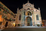 Fototapeta Nowy Jork - Verona Cathedral (Duomo di Verona, Santa Maria Matricolare) - Veneto Italy Europe