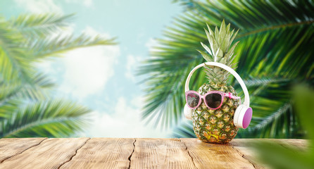 Poster - Fresh pineapple fruits 