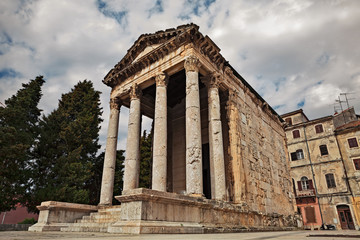 Wall Mural - Pula, Istria, Croatia: the Roman Temple of Augustus