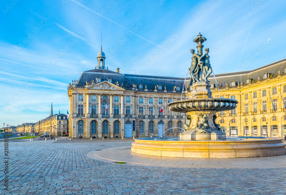 View of Place de la Bourse in Bordeaux, France - obrazy, fototapety, plakaty 