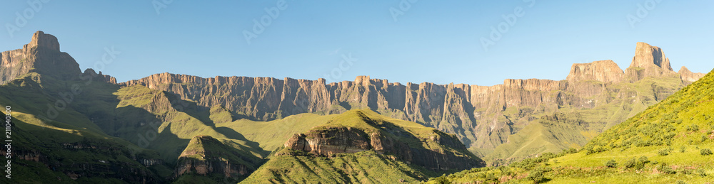 View of the Amphitheatre in the Kwazulu-Natal Drakensberg Stock Photo ...