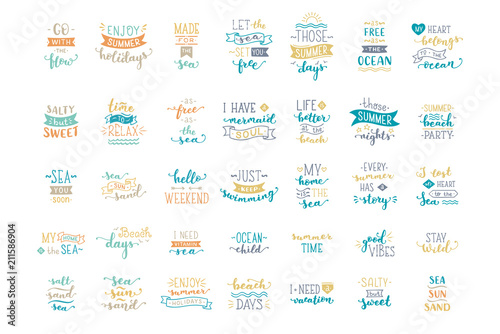 Cuadros en Lienzo Vector hand-drawn lettering on sea / ocean theme.