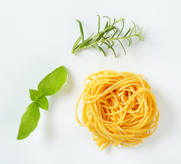 Wall Mural - bundle of spaghetti pasta