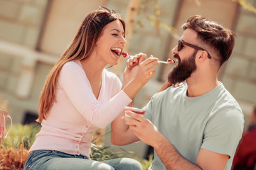 Canvas Print - Lovely happy couple