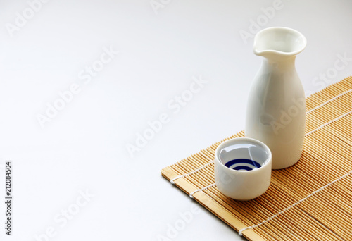 Fotografie, Obraz japanese sake oriental drink style on the table