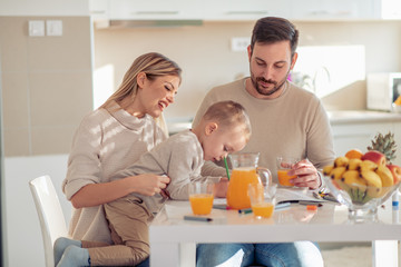 Sticker - Family drinking orange juice