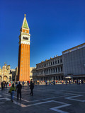 Fototapeta Londyn - people in San Marco square in Venice