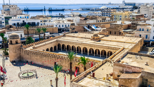 Cuadros en Lienzo The Grand Mosque of Sousse. UNESCO World Heritage Site. Tunisia