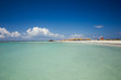 Piękna piaszczysta plaża na wyspie Kreta w upalny letni dzień