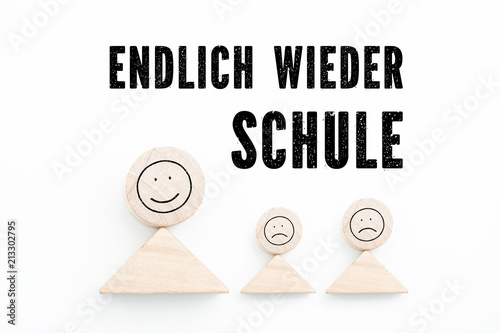 Endlich Wieder Schule Kaufen Sie Dieses Foto Und Finden Sie